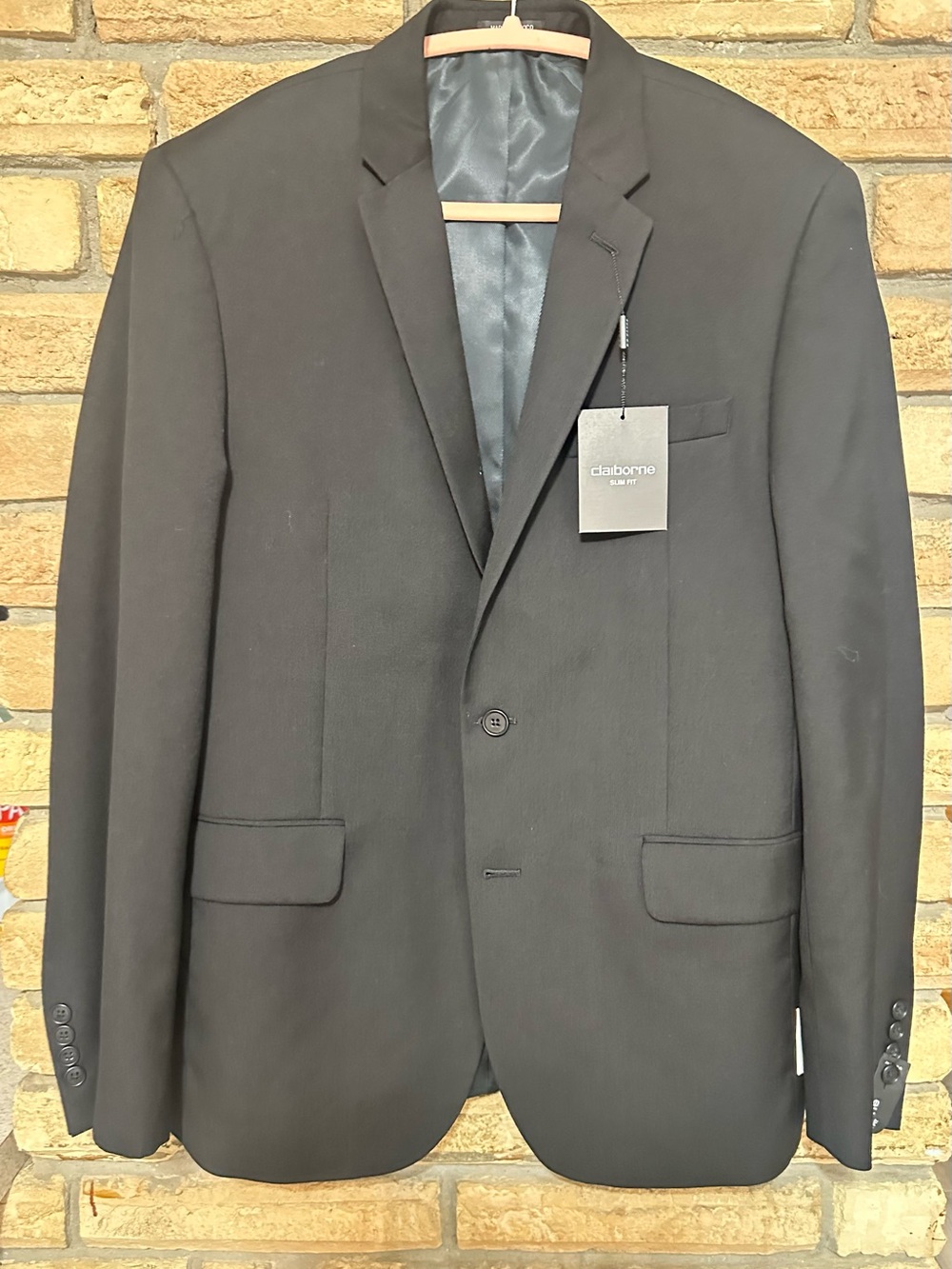 Claiborne Men's Black Wool Single-Breasted Two-Button Sport Coat Slim Fit 40 Reg